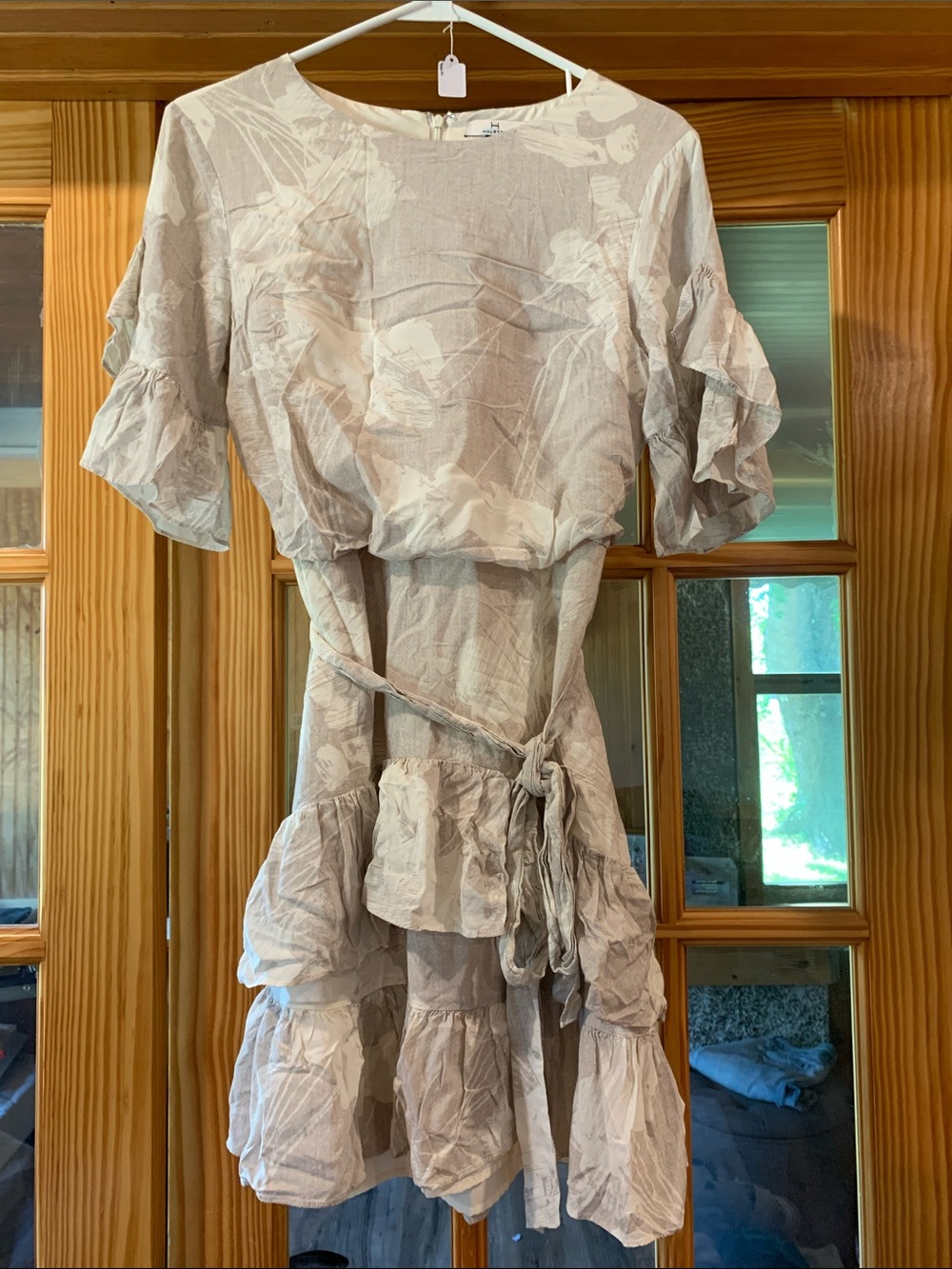 Women's Halston Ruffle Tiered Floral Cream Gray Peplum Short Sleeve Mini Dress 4